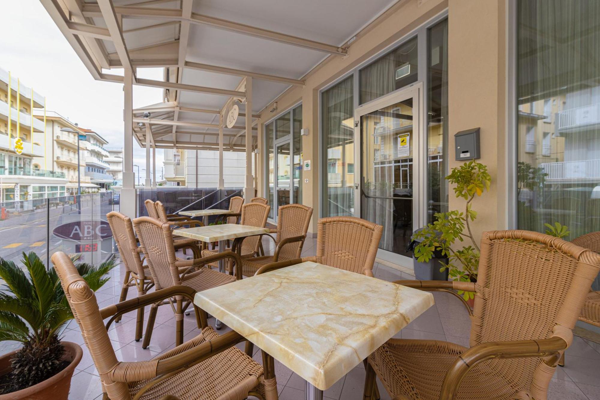 Abc Hotel Rimini Exteriör bild