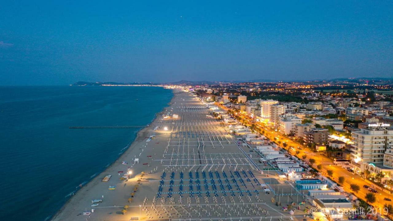 Abc Hotel Rimini Exteriör bild